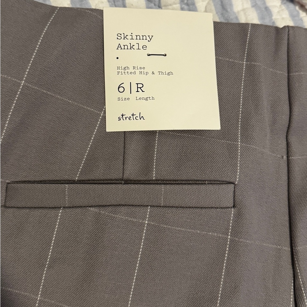 A New Day Gray ankle pants - Picture 3 of 4